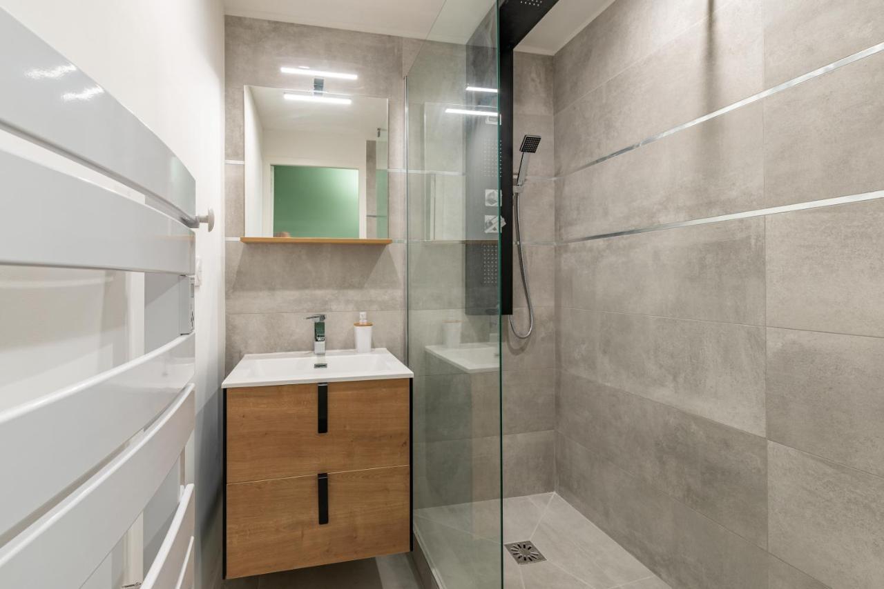 Amja Proche Clinique Saint-Roch Apt 3 Chambres 3 Salles De Bain Parking Gratuit Ideal Famille Groupe Coworking 10 Min Centre Ville 10 Min Plage 5 Min Sortie Autoroute Montpellier Eksteriør bilde