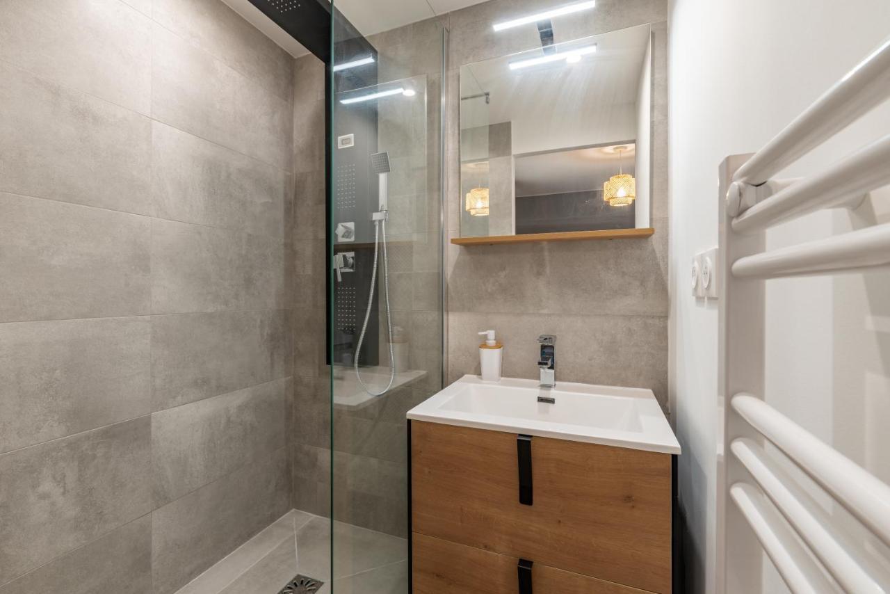 Amja Proche Clinique Saint-Roch Apt 3 Chambres 3 Salles De Bain Parking Gratuit Ideal Famille Groupe Coworking 10 Min Centre Ville 10 Min Plage 5 Min Sortie Autoroute Montpellier Eksteriør bilde