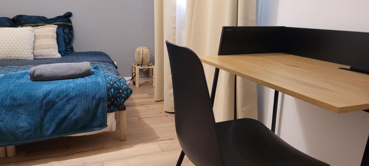 Amja Proche Clinique Saint-Roch Apt 3 Chambres 3 Salles De Bain Parking Gratuit Ideal Famille Groupe Coworking 10 Min Centre Ville 10 Min Plage 5 Min Sortie Autoroute Montpellier Eksteriør bilde